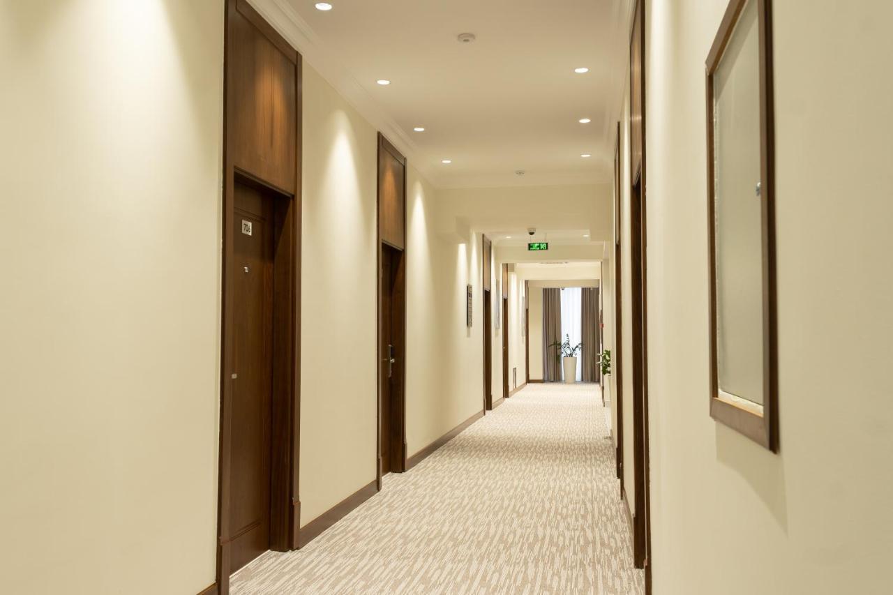 Hotel Mir Luxe Plaza à Tachkent Extérieur photo