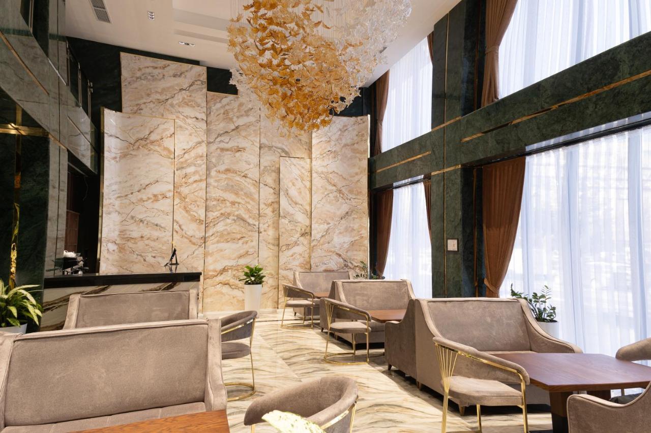 Hotel Mir Luxe Plaza à Tachkent Extérieur photo