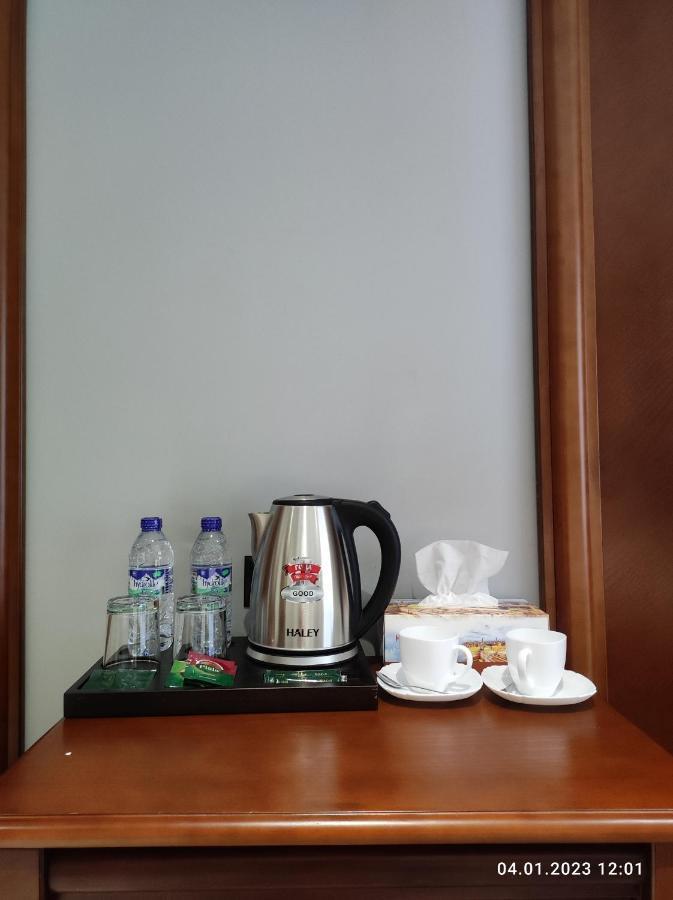 Hotel Mir Luxe Plaza à Tachkent Extérieur photo