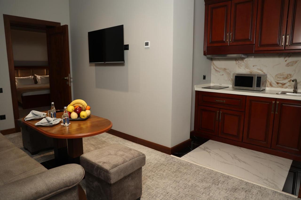 Hotel Mir Luxe Plaza à Tachkent Extérieur photo