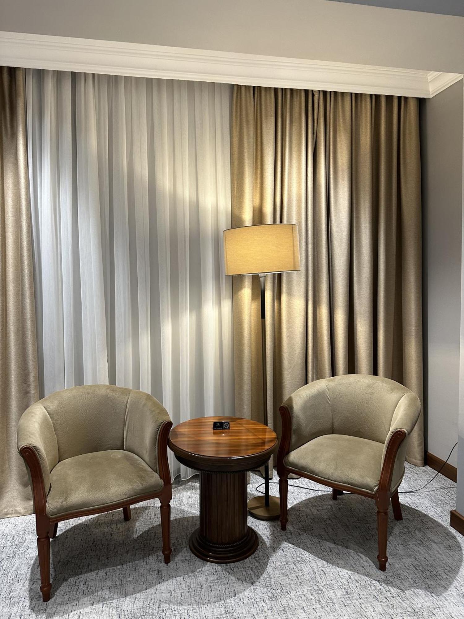 Hotel Mir Luxe Plaza à Tachkent Extérieur photo
