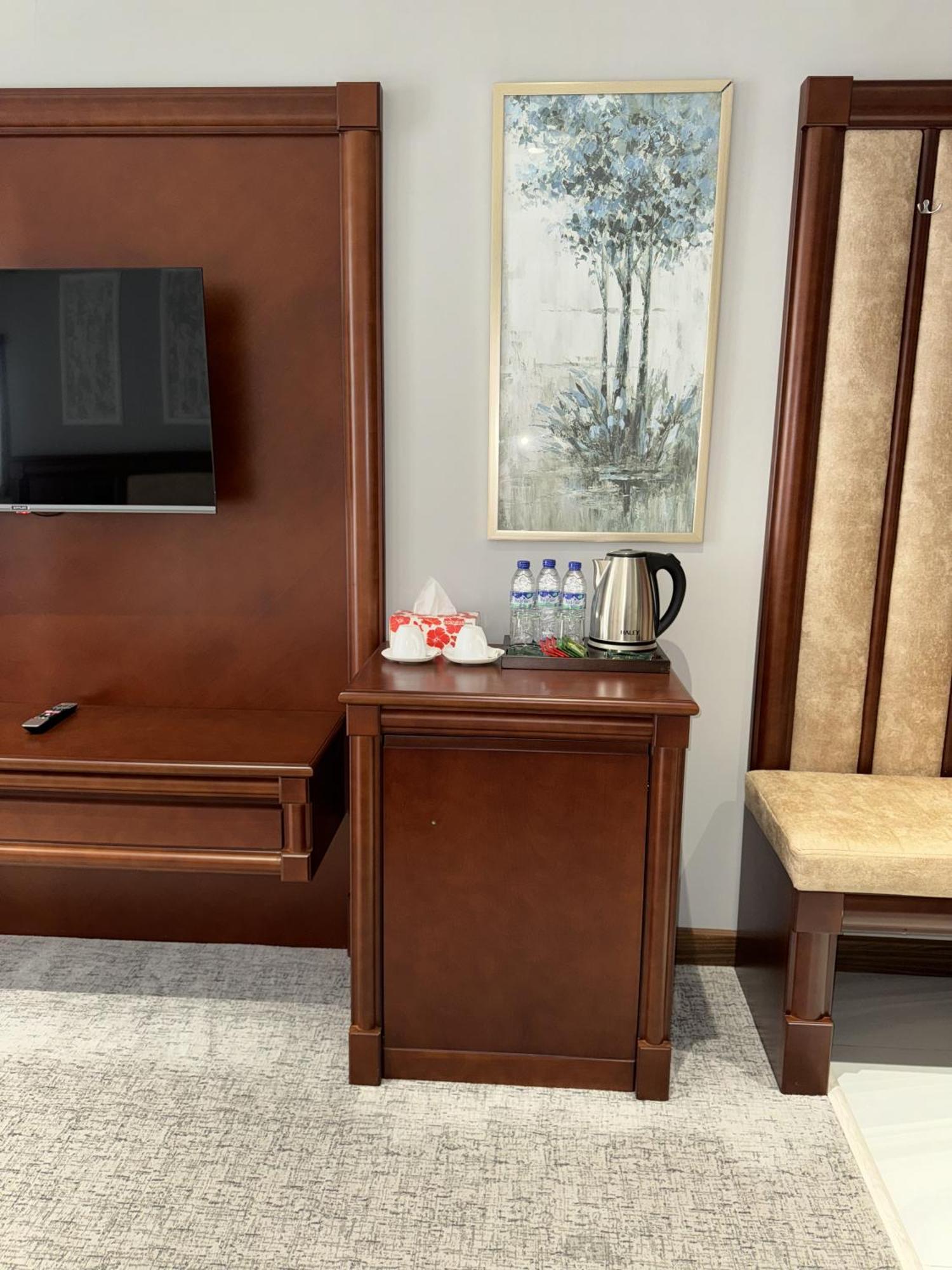 Hotel Mir Luxe Plaza à Tachkent Extérieur photo